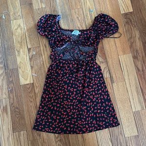 Princess Polly rose print mini dress!